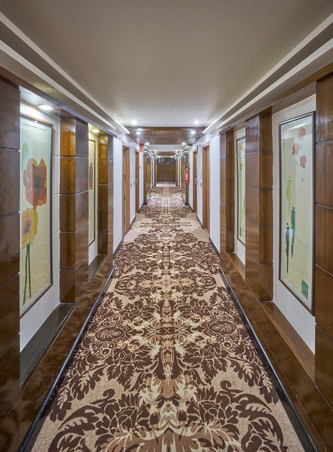 Hotel Hindusthan International, Бхубанешвар Екстер'єр фото