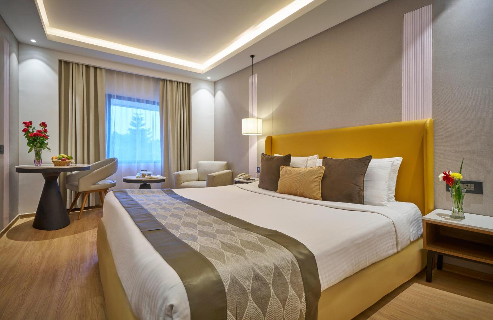 Hotel Hindusthan International, Бхубанешвар Екстер'єр фото