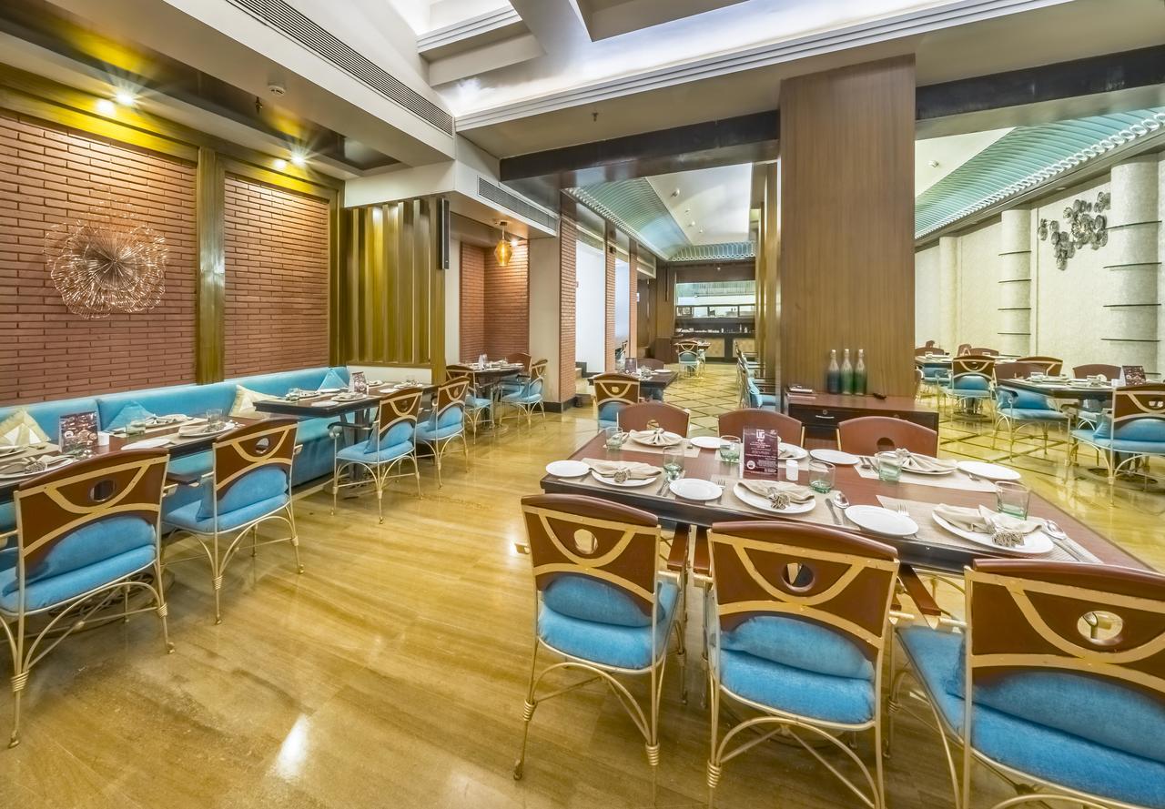Hotel Hindusthan International, Бхубанешвар Екстер'єр фото