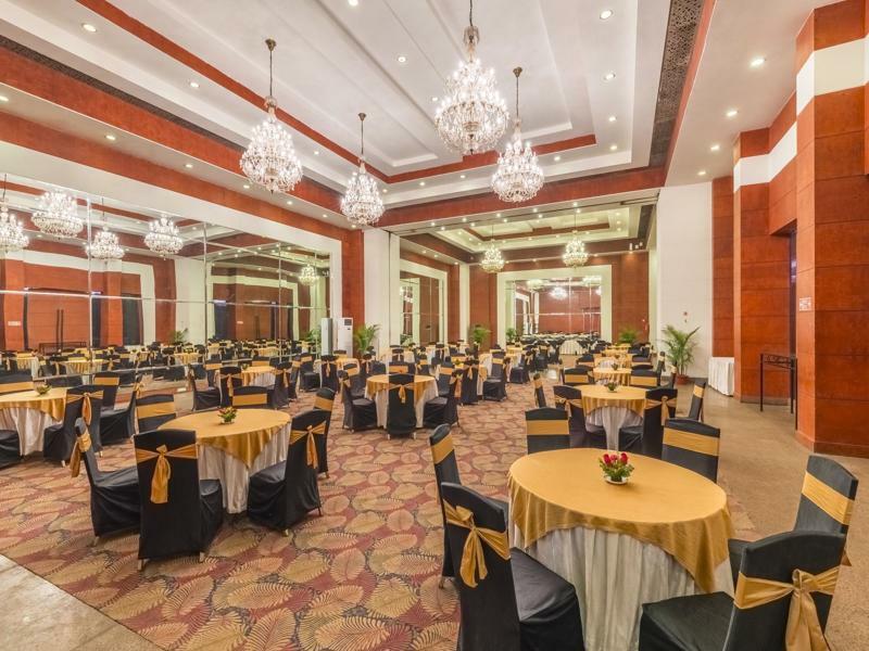 Hotel Hindusthan International, Бхубанешвар Екстер'єр фото